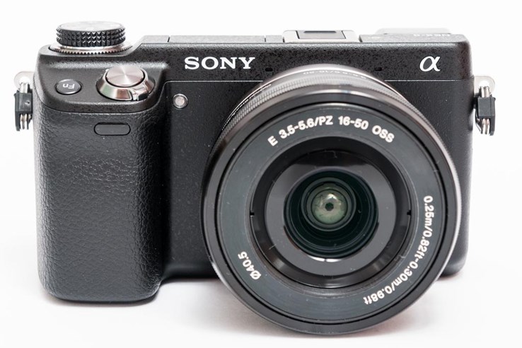 Sony NEX-6 (6).jpg